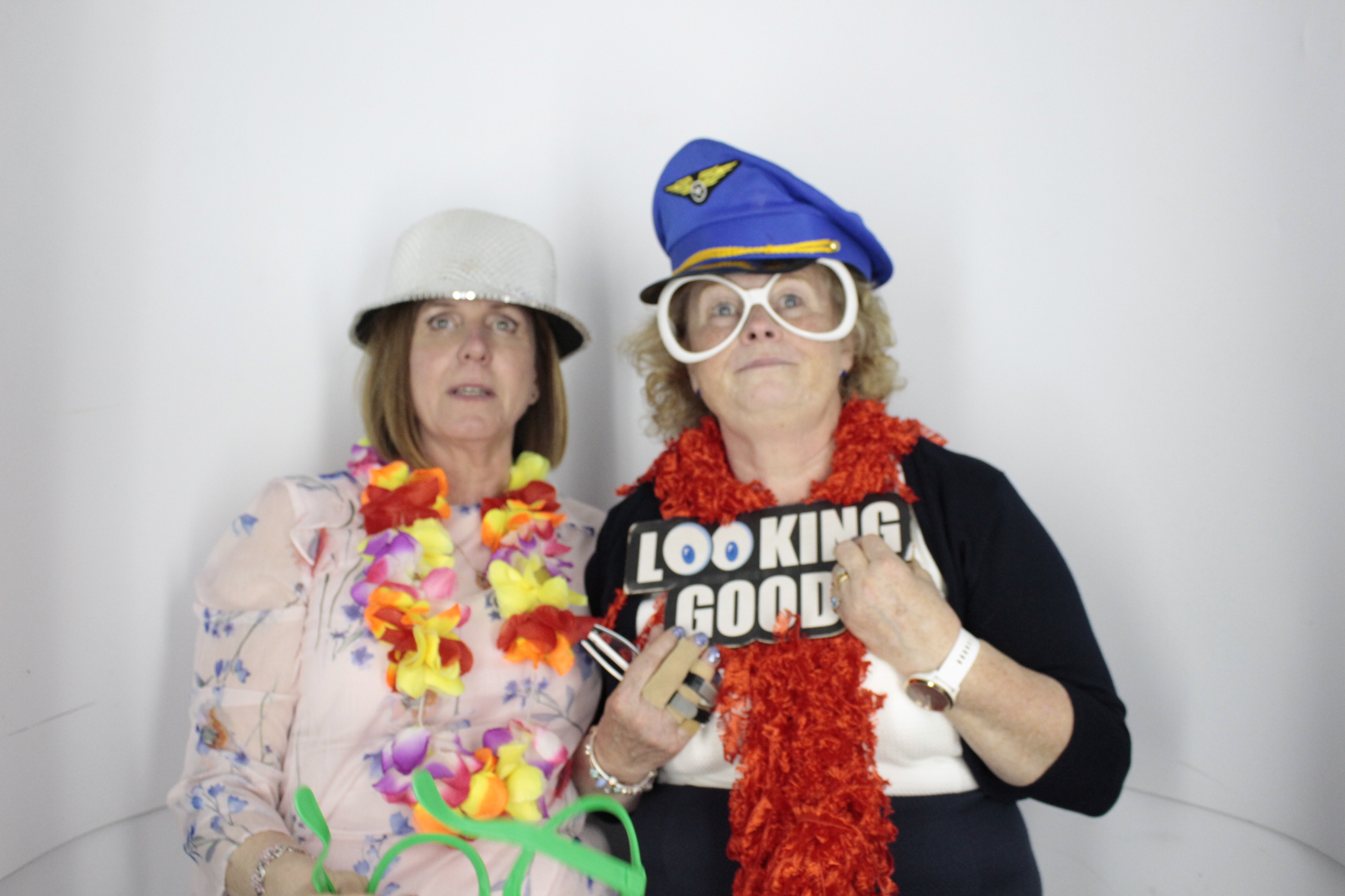 Andy & Leah's Wedding | View more photos from the event at gallery.myphotoboothexperience.co.uk/u/MyPhotoBoothExperienceLtd/Andy-Leahs-Wedding